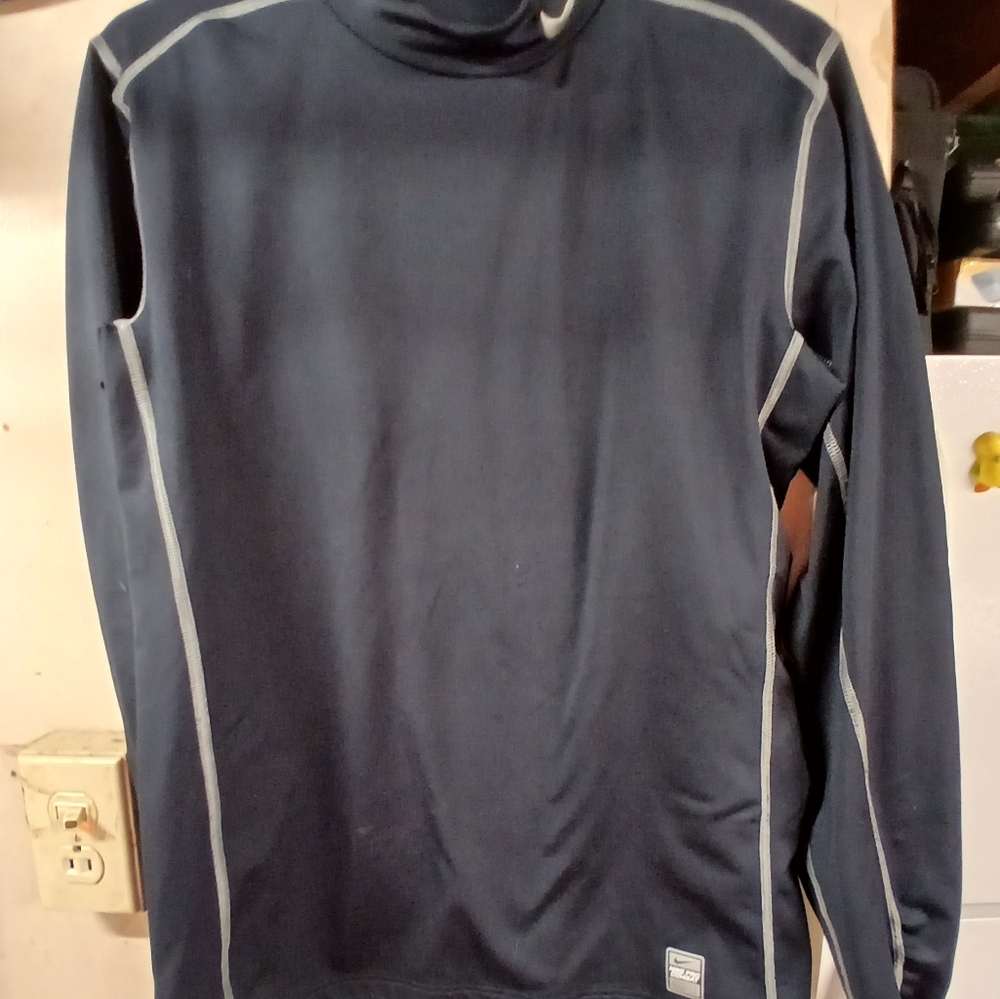 Nike Men's Pro Combat long sleeve shirt